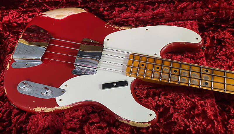 

НОВЫЙ! Fender Custom Shop '55 Precision Bass Relic, 2023 — Dakota Red — только у официального дилера, 8,3 фунта