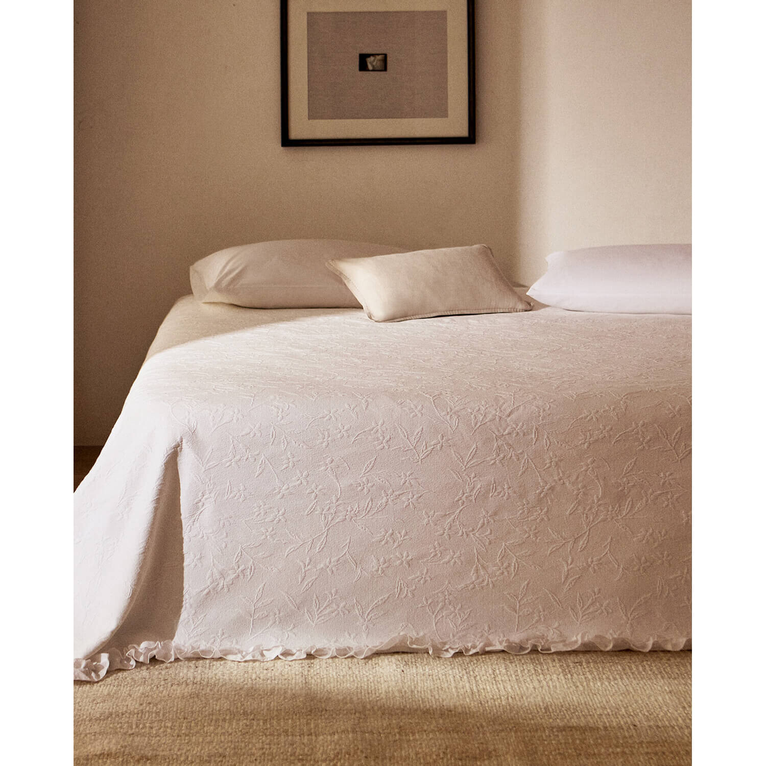 

Покрывало Zara Home Ruffle Trim, экрю