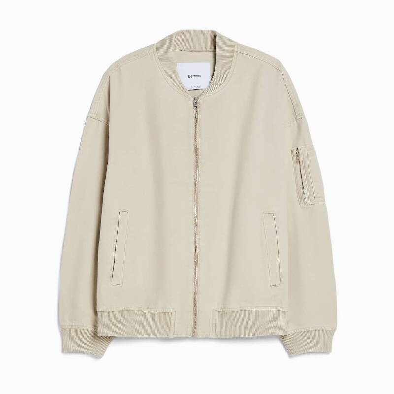 

Куртка-бомбер Bershka Cotton, кремовый