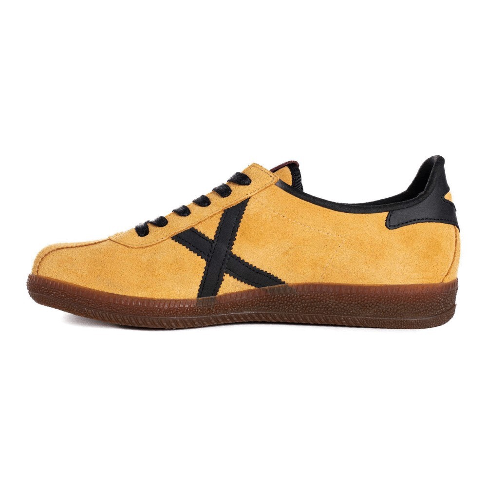 

Кроссовки Munich Barru, mustard yellow/black