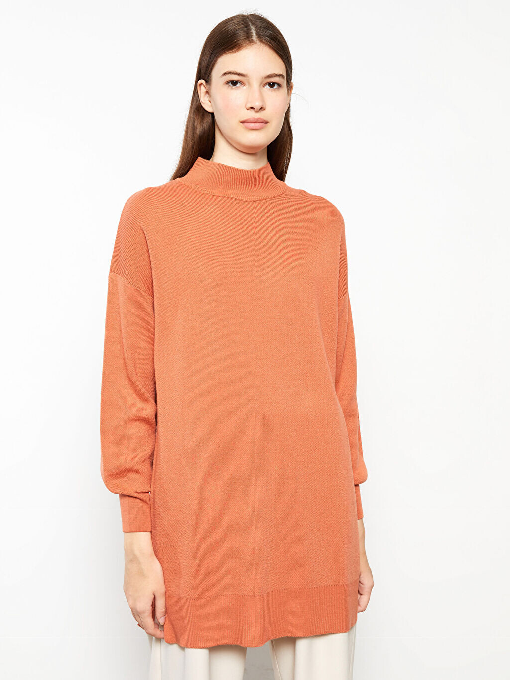 

Половина водолазки прямой с длинным рукавом Женская трикотажная туника LCW Modest