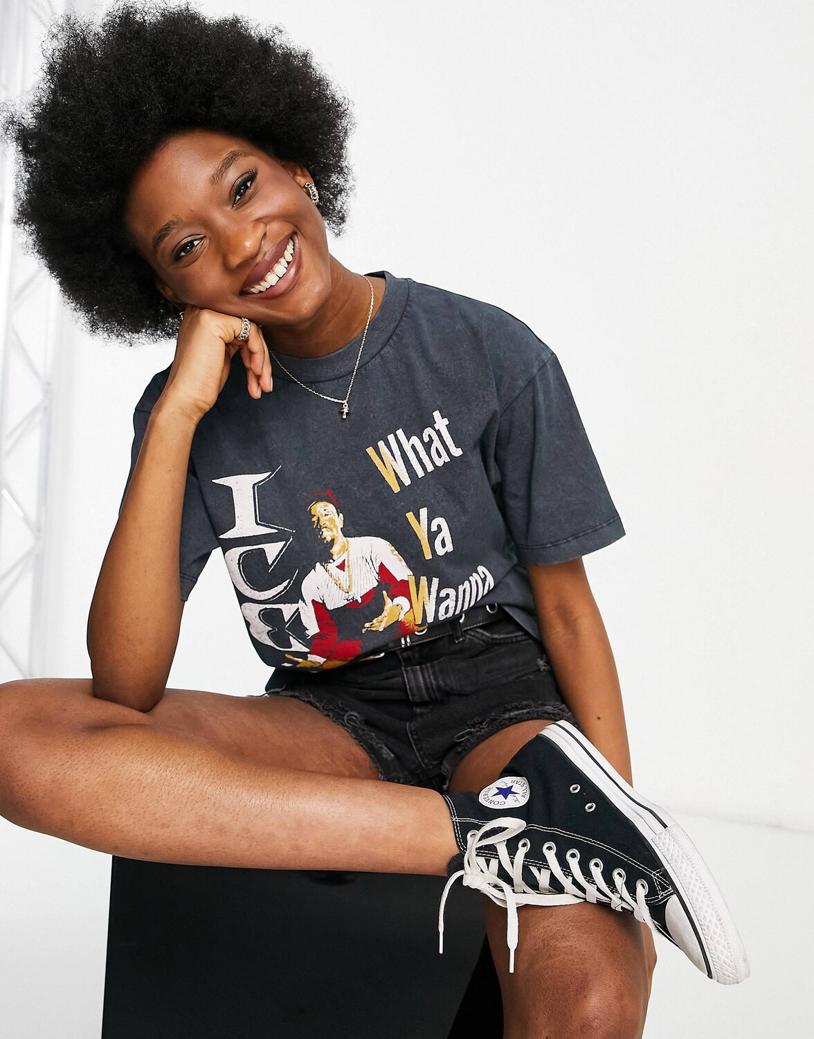 

Выбеленная черная футболка Topshop со льдом