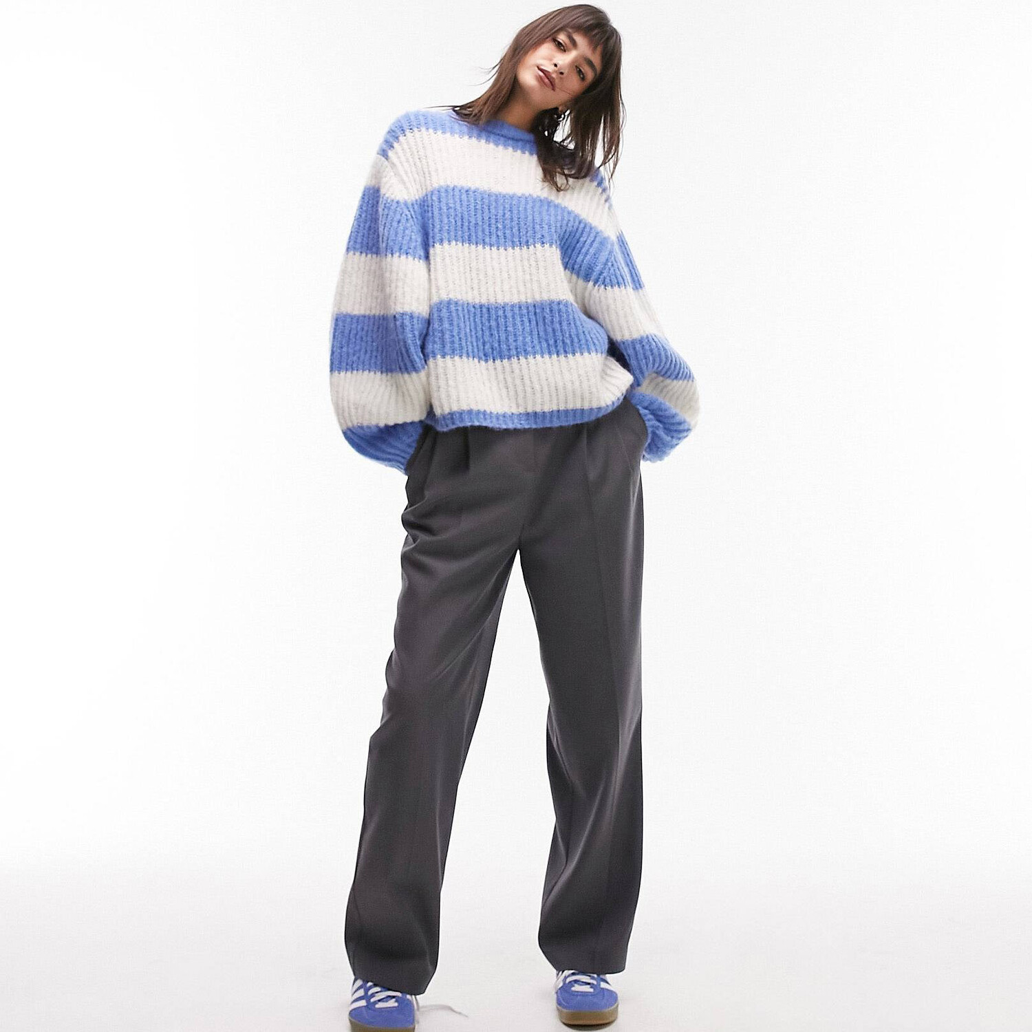 

Джемпер Topshop Knitted Volume Sleeve Fluffy Stripe, голубой/белый