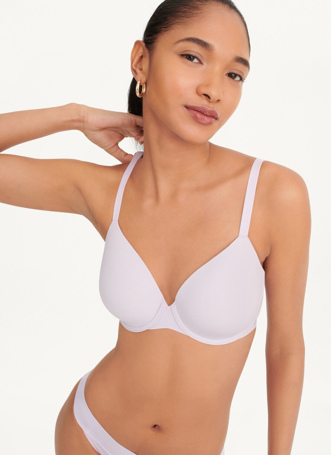 

Бюстгальтер Smooth Essentials DKNY