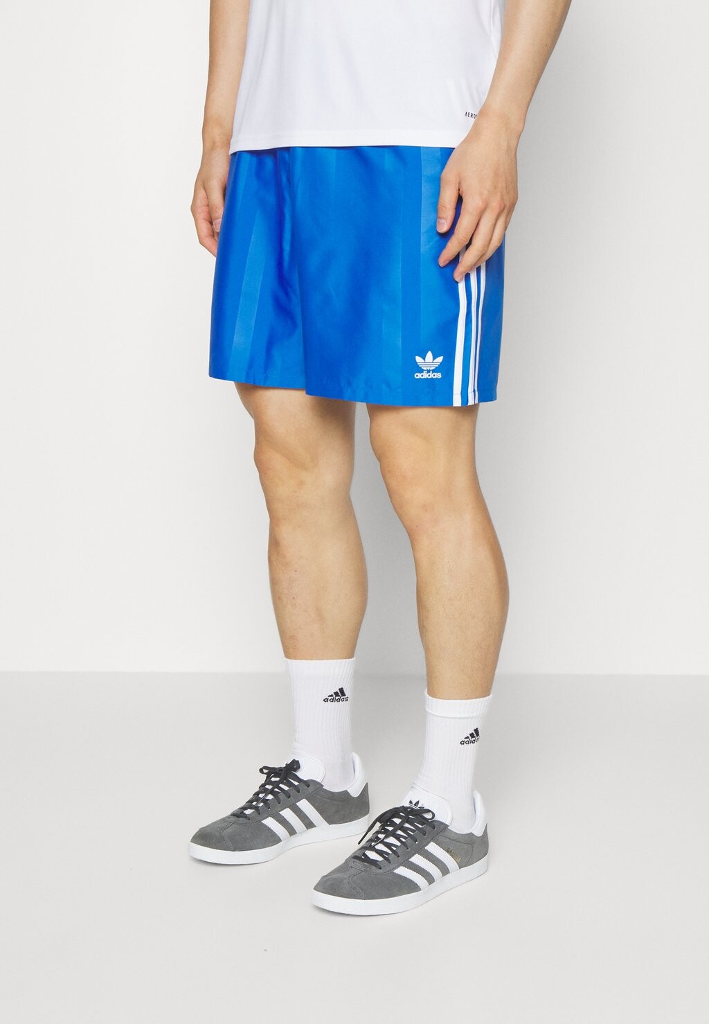 

Спортивные брюки adidas Originals