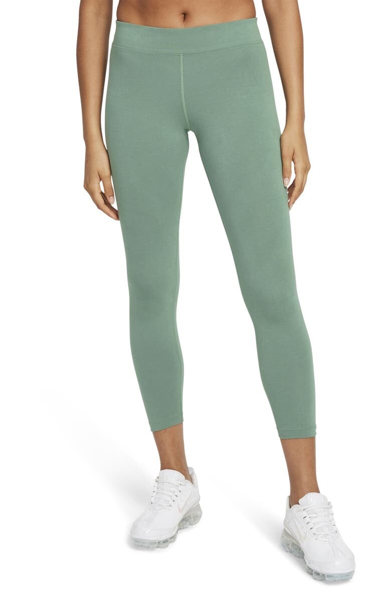 

Леггинсы Sportswear Essential 7/8 NIKE