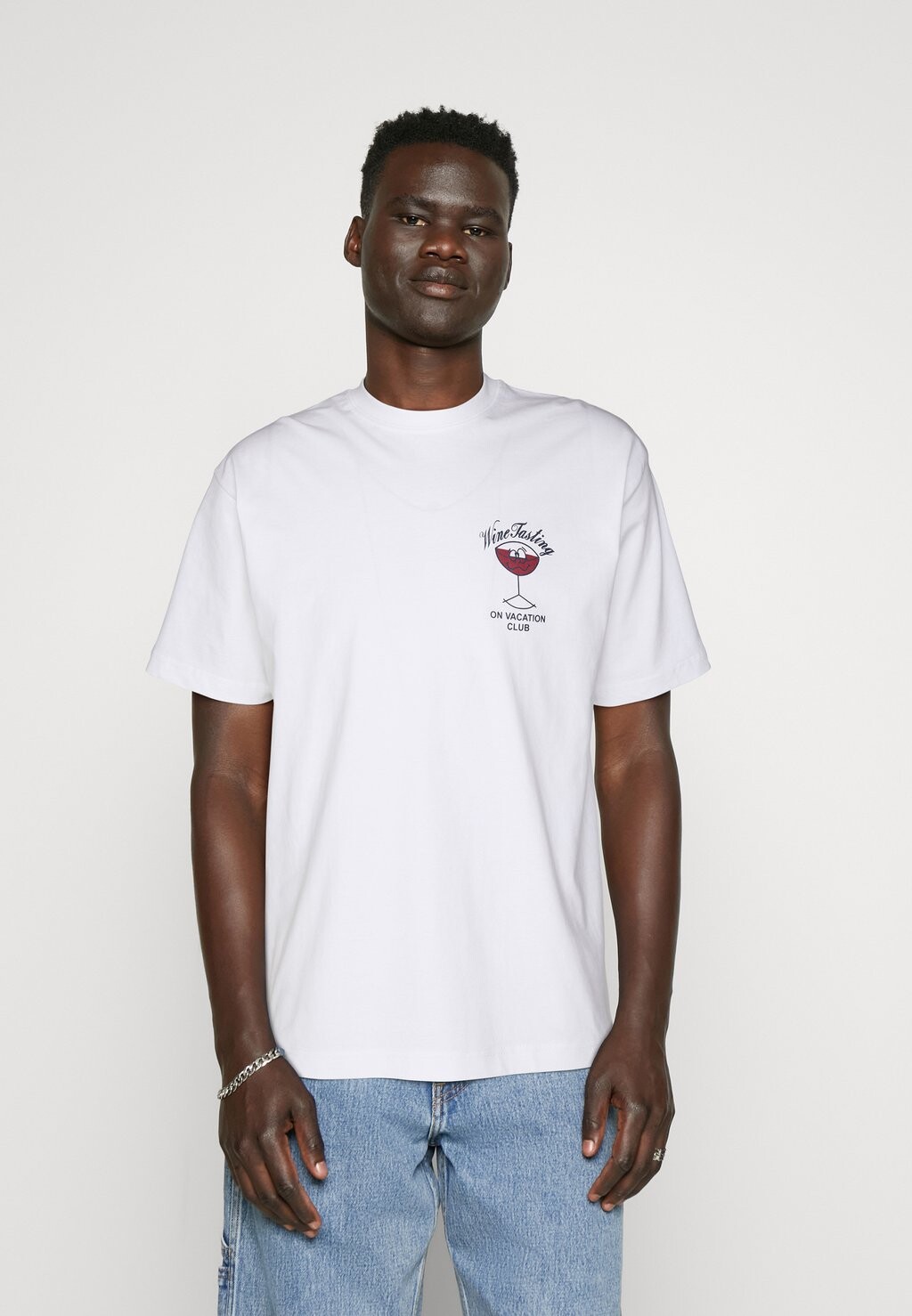 

Футболка с принтом Team Red Wine Unisex On Vacation, белый