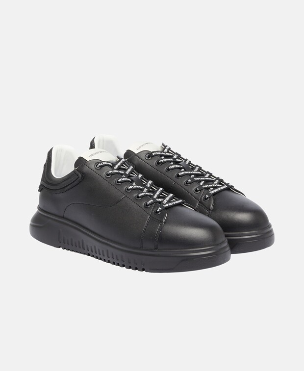

Кроссовки Emporio Armani, черный