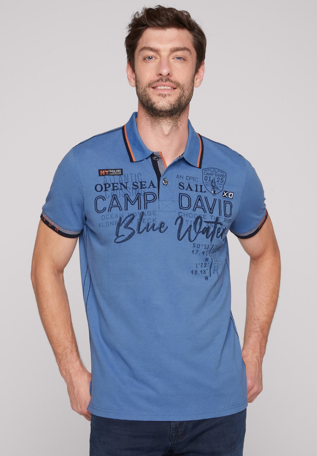 Рубашка поло PIKEE-MIT LABEL-APPLIKATIONEN Camp David, цвет sky blue рубашка mit klappentaschen camp david цвет light blue bleached