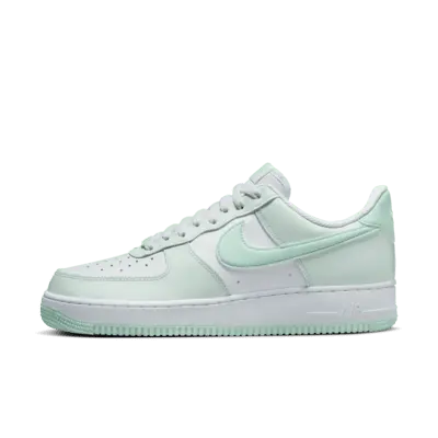 

Кроссовки Nike Air Force 1 '07, цвет Barely Green/White/Mint Foam