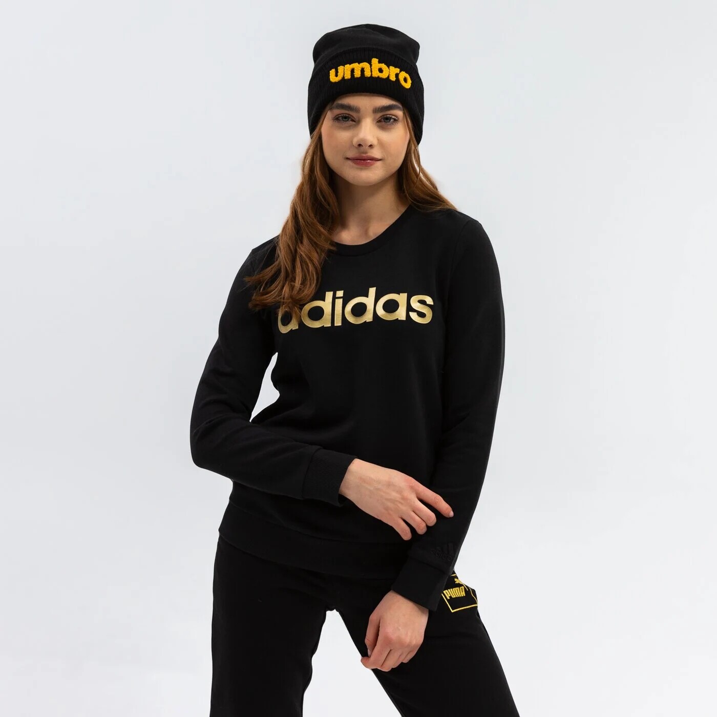 

Свитшот Adidas с логотипом, черный