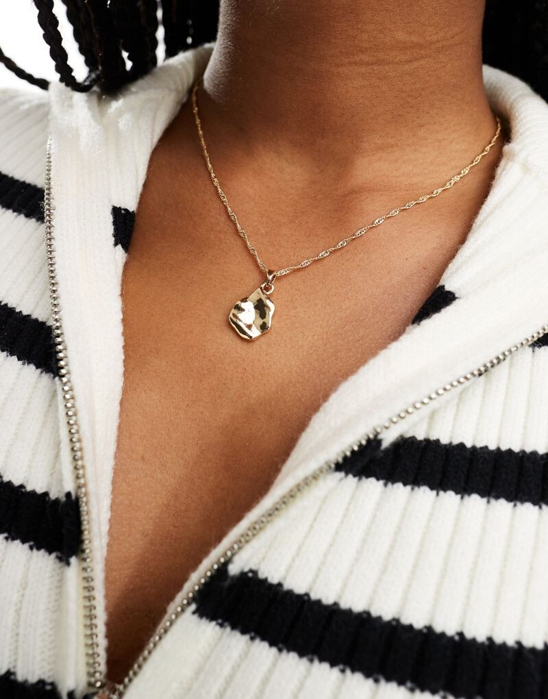 

ASOS DESIGN – колье из витой цепочки с подвеской из расплавленного золота