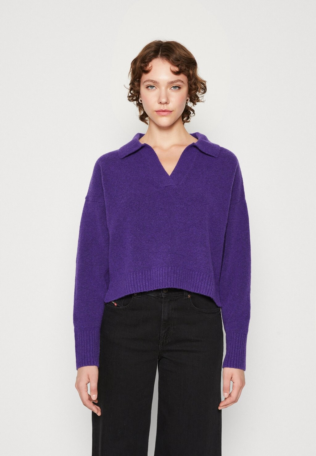 

Свитер IVY ER Monki, фиолетовый