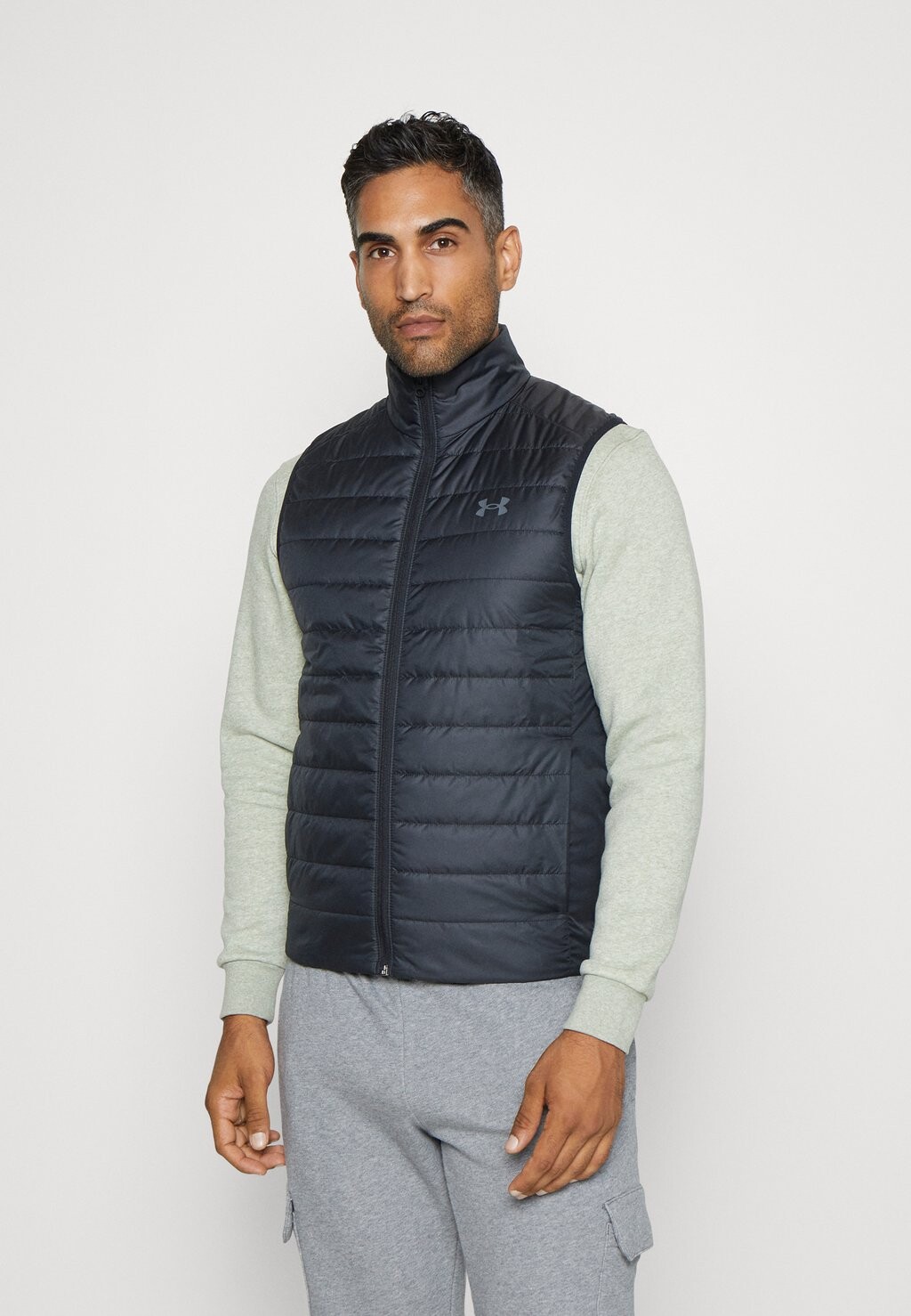 

Жилет Under Armour