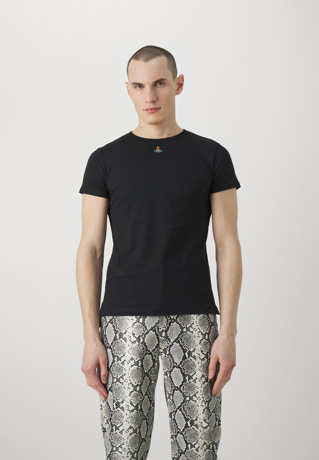 

Базовая футболка Peru Unisex Vivienne Westwood, черный