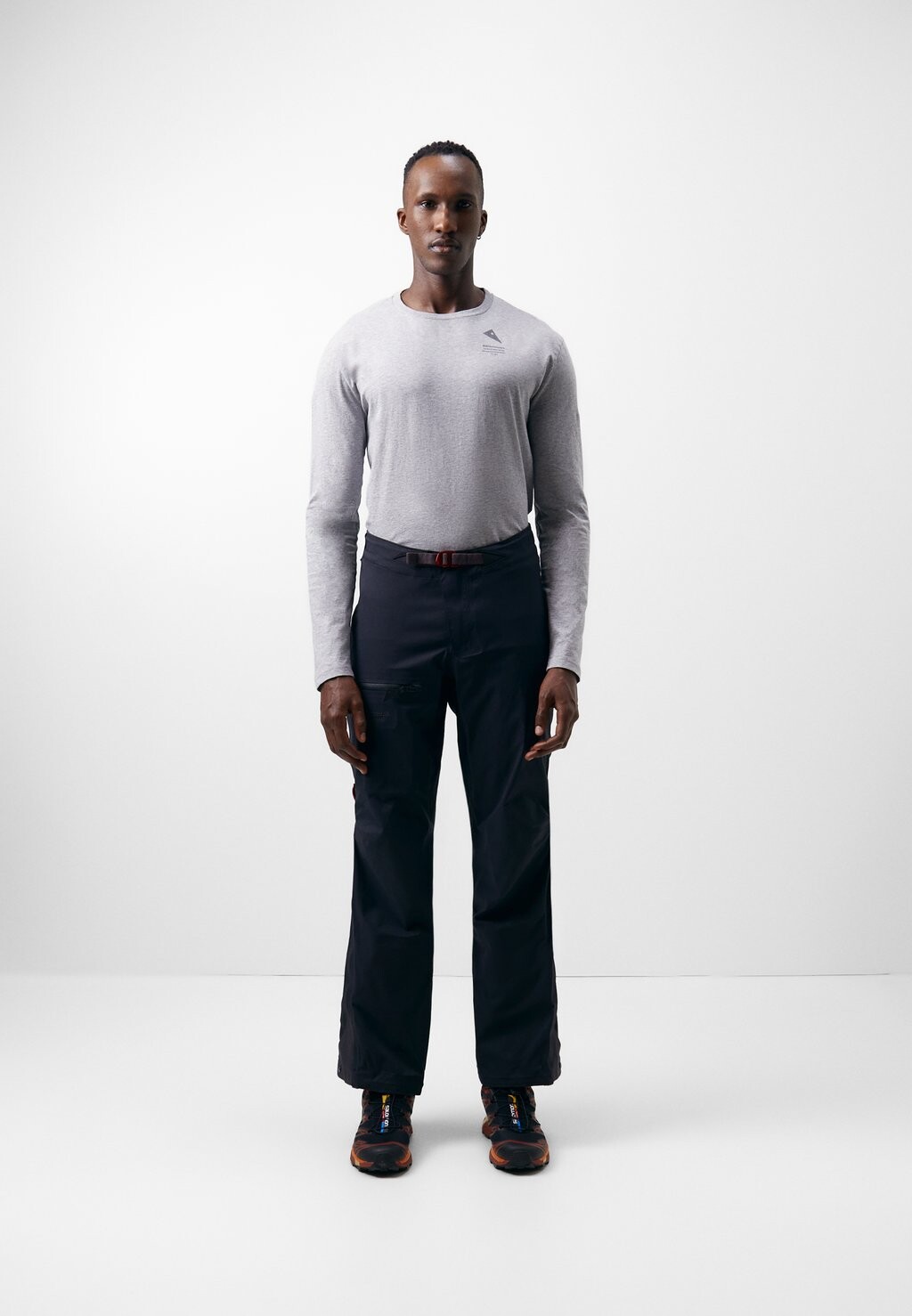 

Уличные брюки Andvare Pants Klättermusen, черный