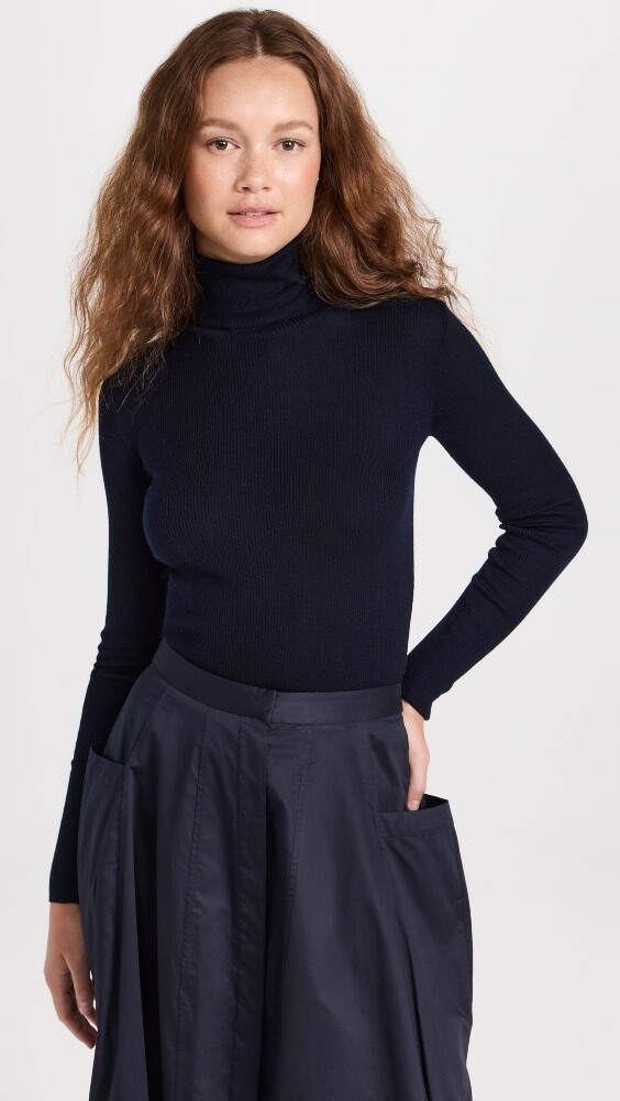 

Свитер Tibi Feather Weight Ribbed Turtle Neck Pullover, нави
