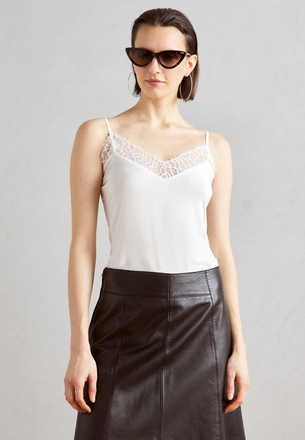 

Топ BETTY Morgan, цвет off white