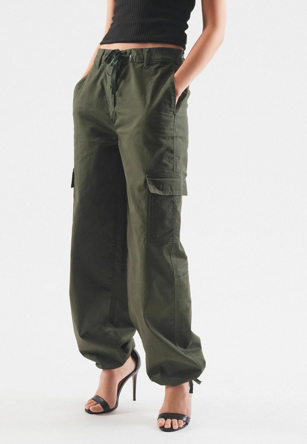 

Брюки-карго Parachute Next, цвет khaki green