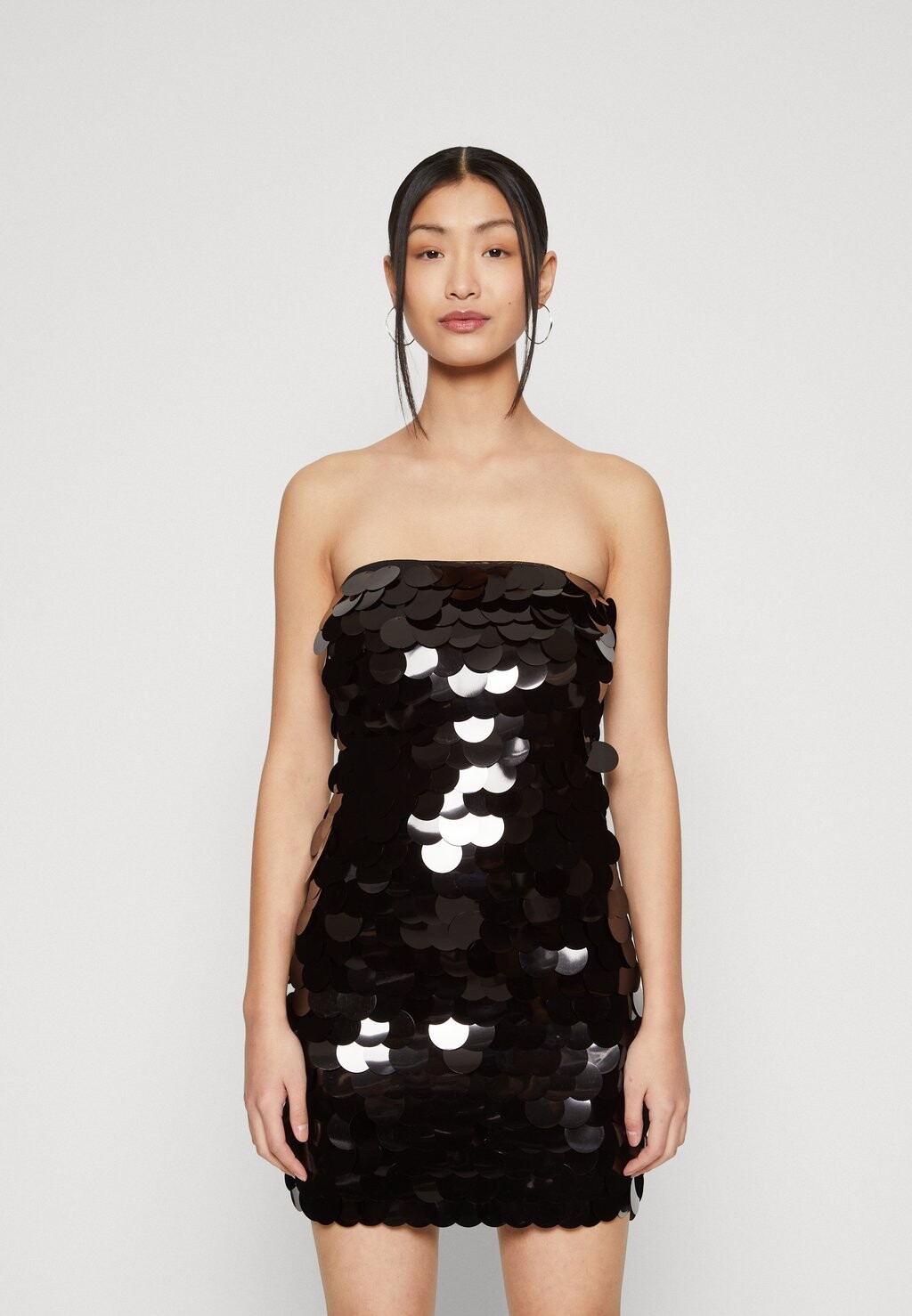 

Коктейльное платье Gina Tricot, черный