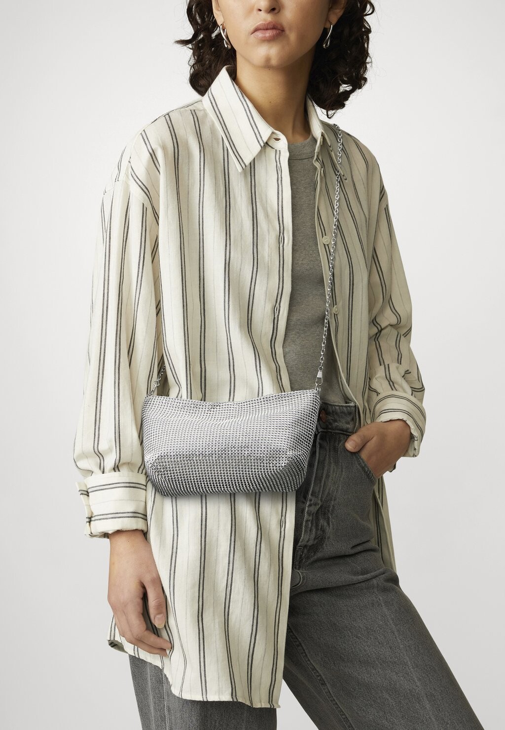 

Сумка через плечо VMELLA CROSS OVER Vero Moda, серебристый цвет