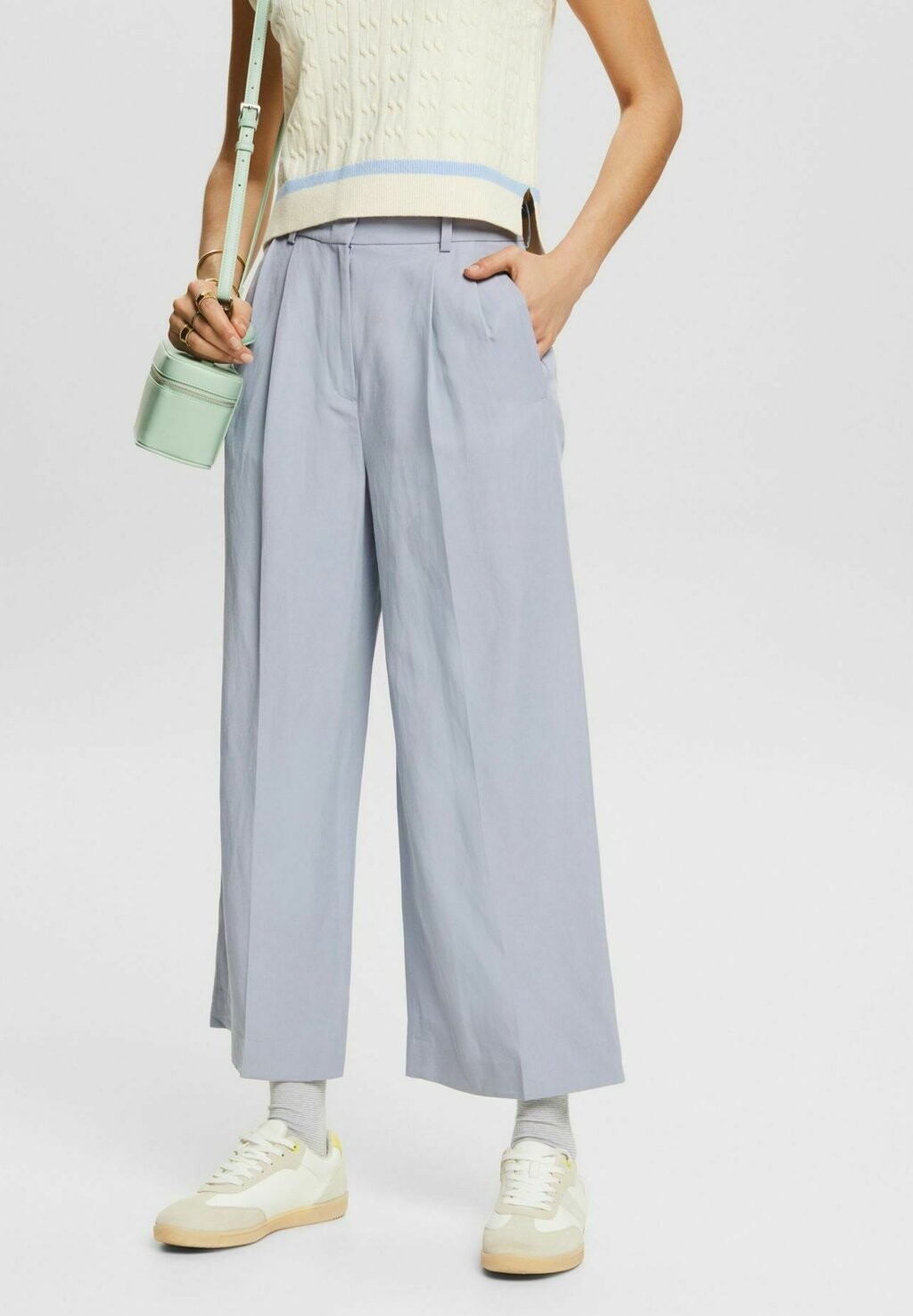 

Брюки Esprit, цвет light blue lavender