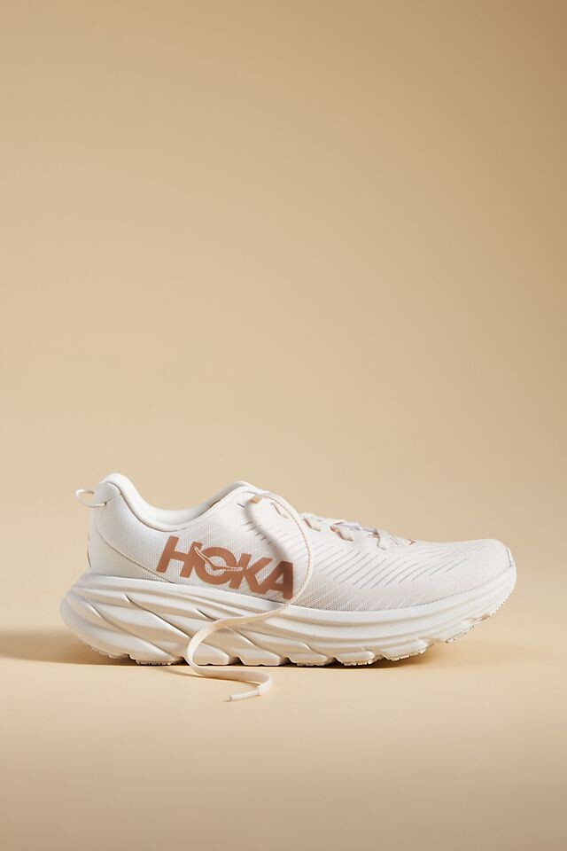 

Кроссовки HOKA Rincon 3, цвет eggnog | rose gold