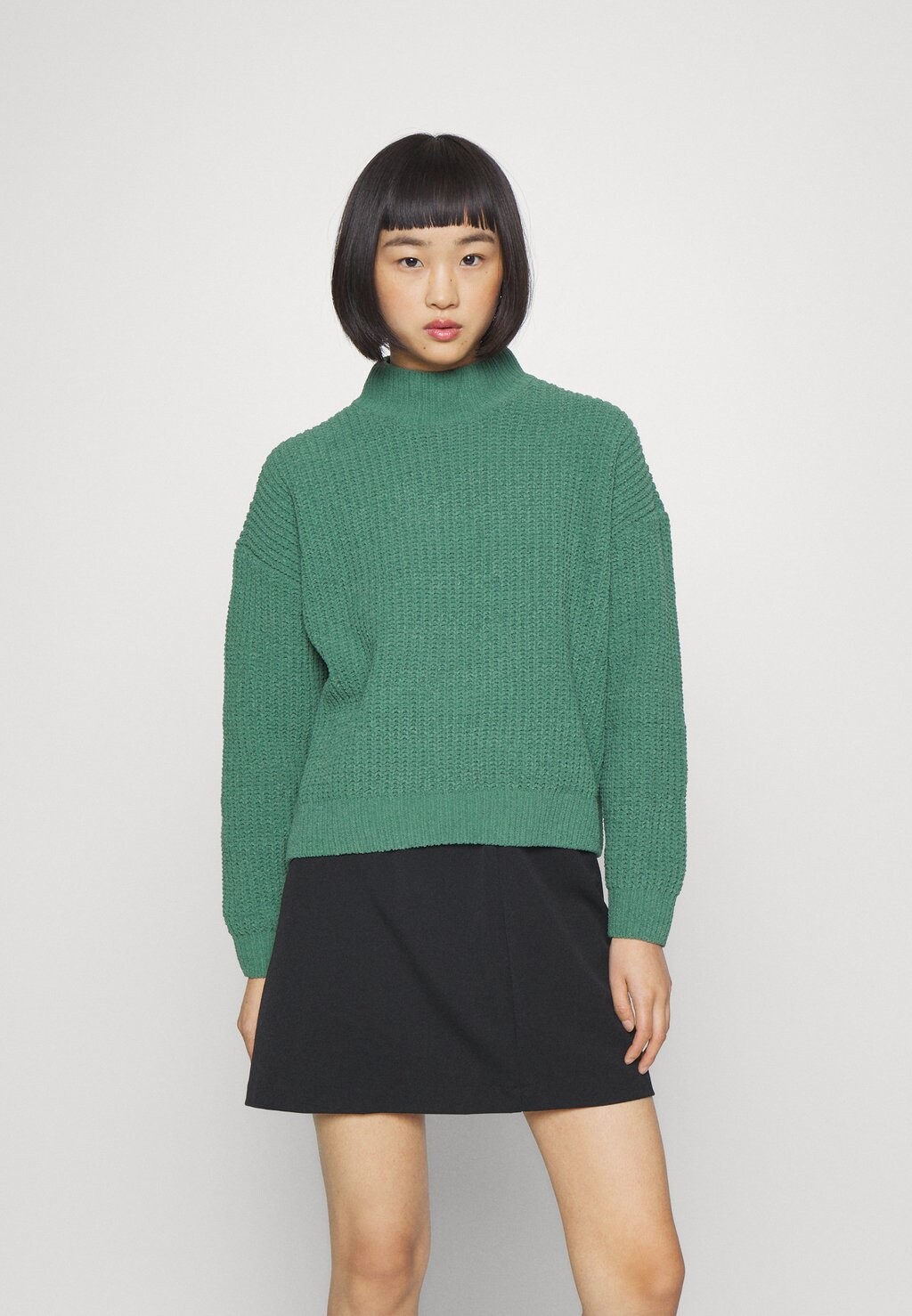 

Свитшот Vero Moda Petite VMKAIA HIGHNECK, цвет dark forest