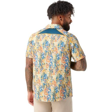 цена Рубашка на пуговицах с короткими рукавами и принтом мужская Smartwool, цвет Almond Meadow Print