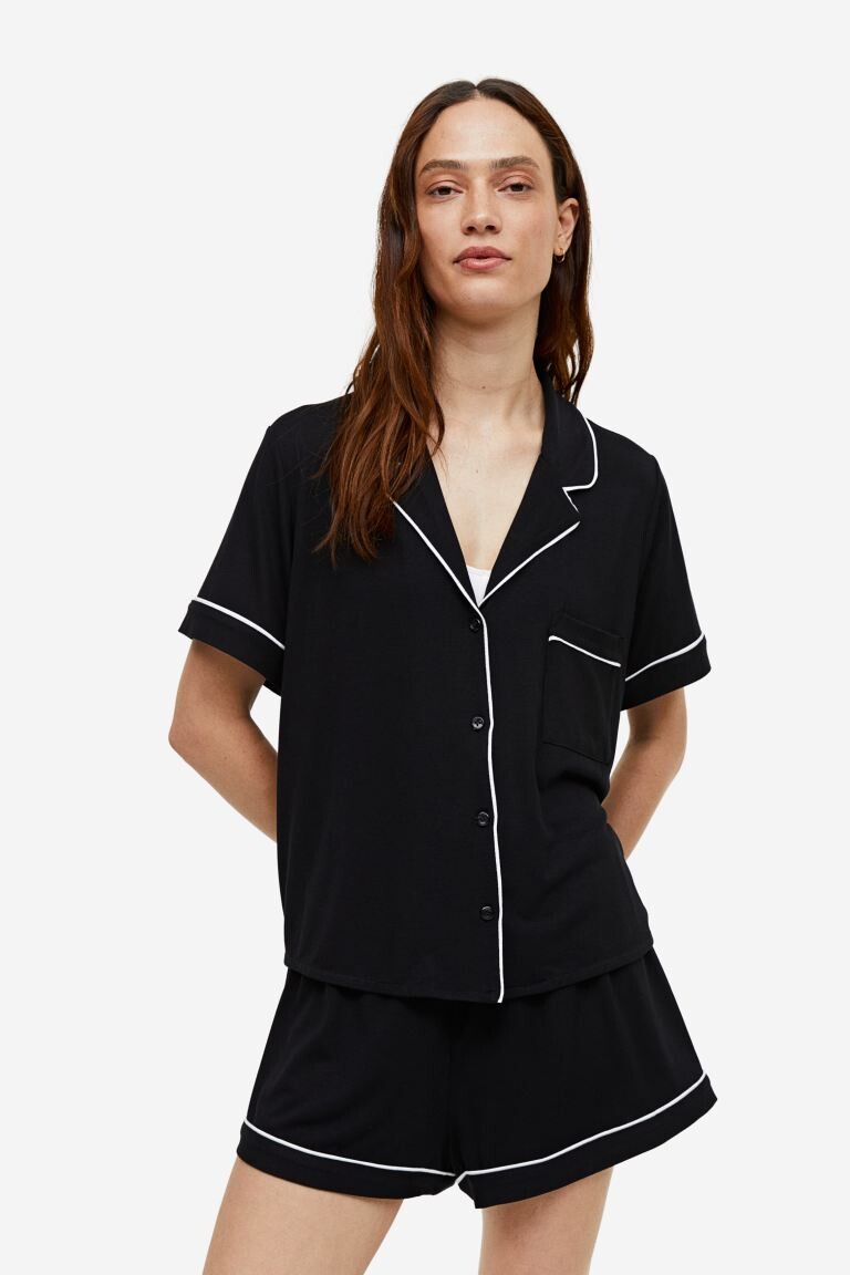 

Пижамный комплект из рубашки и шорт H&M