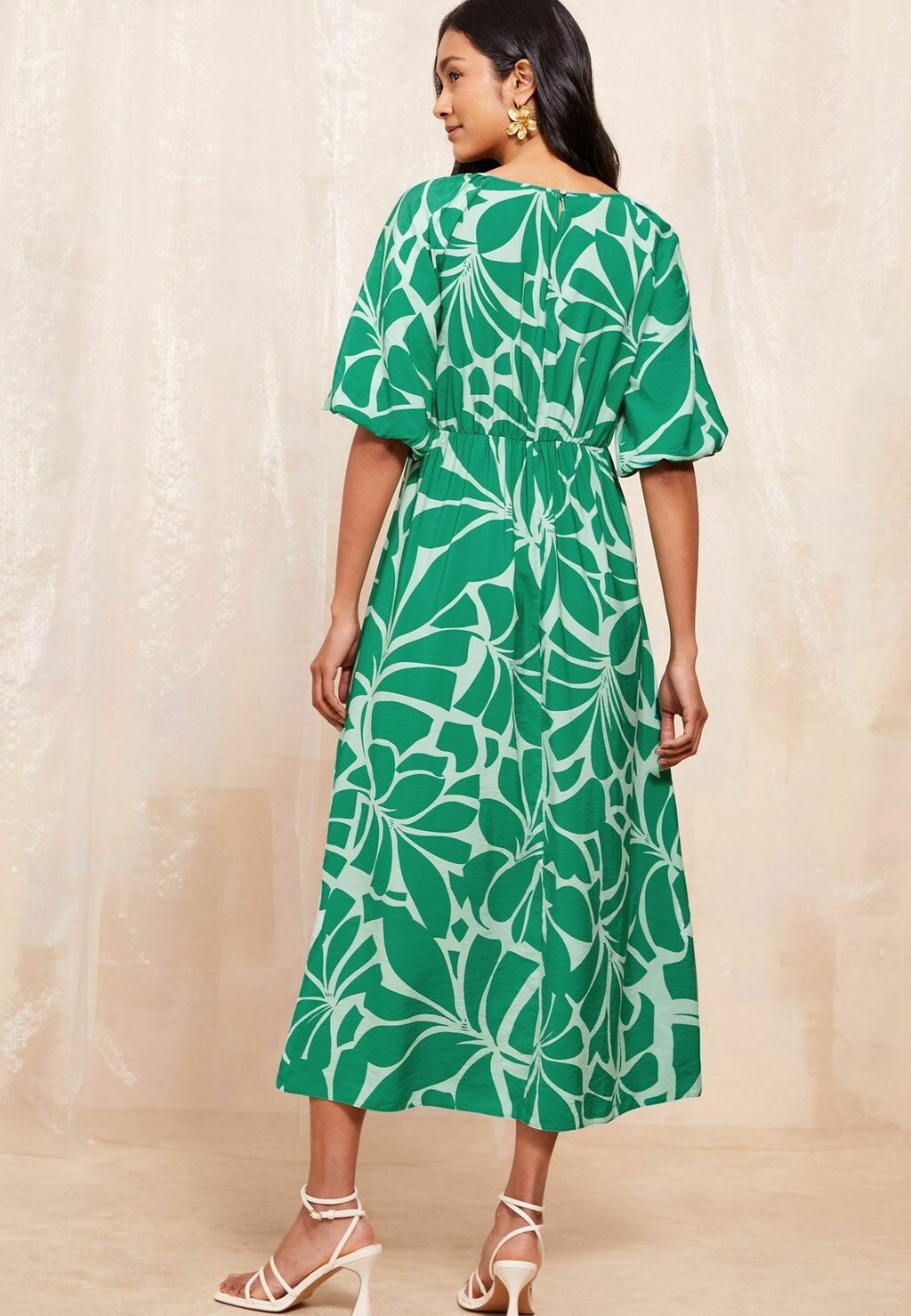 

Дневное платье PUFF SLEEVE EMPIRE BUST MIDI REGULAR FIT Friends Like These, зеленый