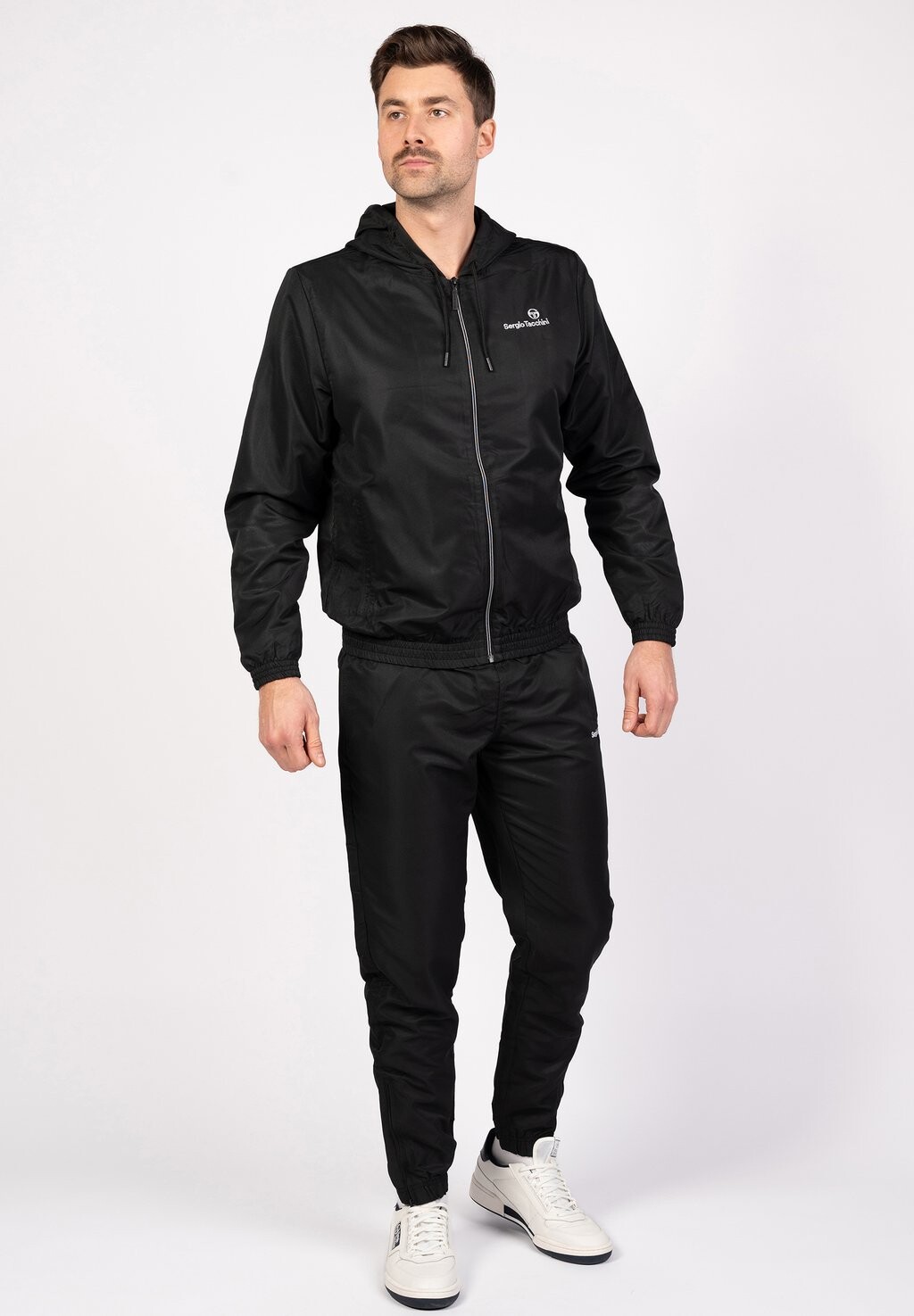 

Спортивный костюм Sergio Tacchini
