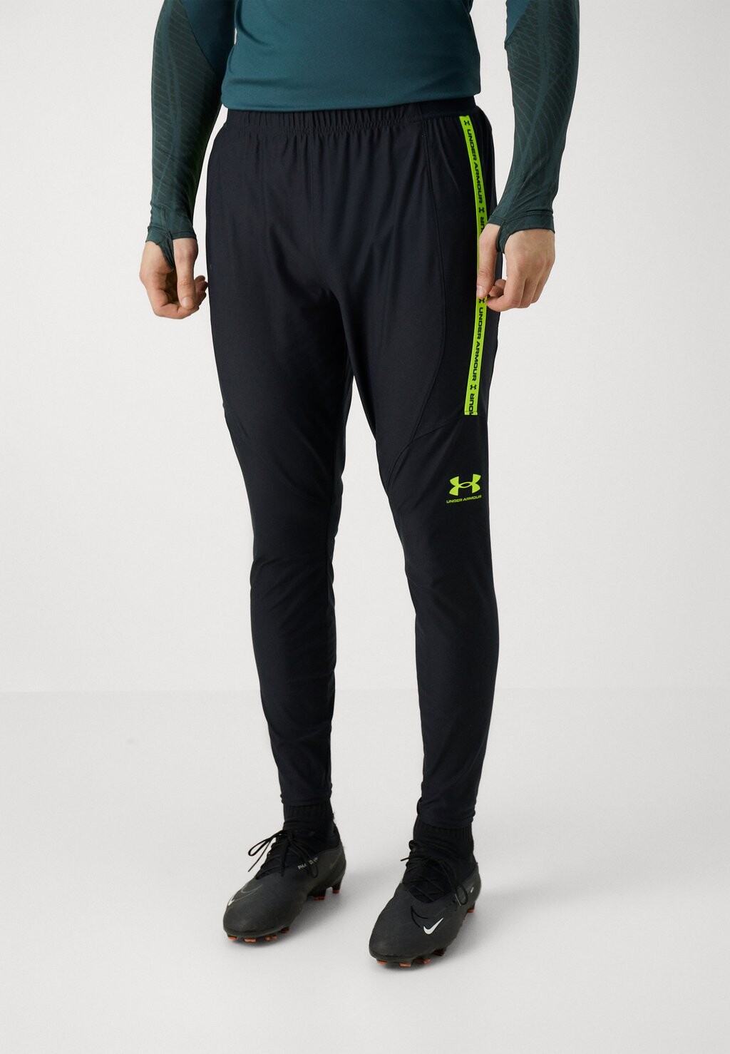 

Спортивные брюки Challenger Pro Pant Under Armour, цвет black/ high-visibility yellow