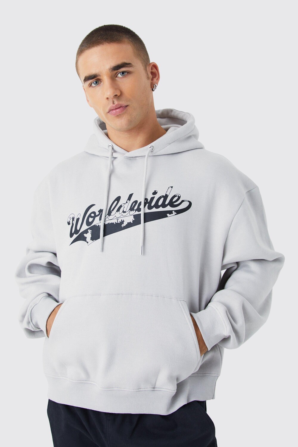

Худи оверсайз boxy vintage worlwide hoodie Boohoo, серый