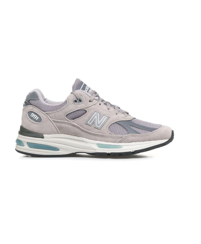 

Кроссовки с нашивкой логотипом New Balance, серый