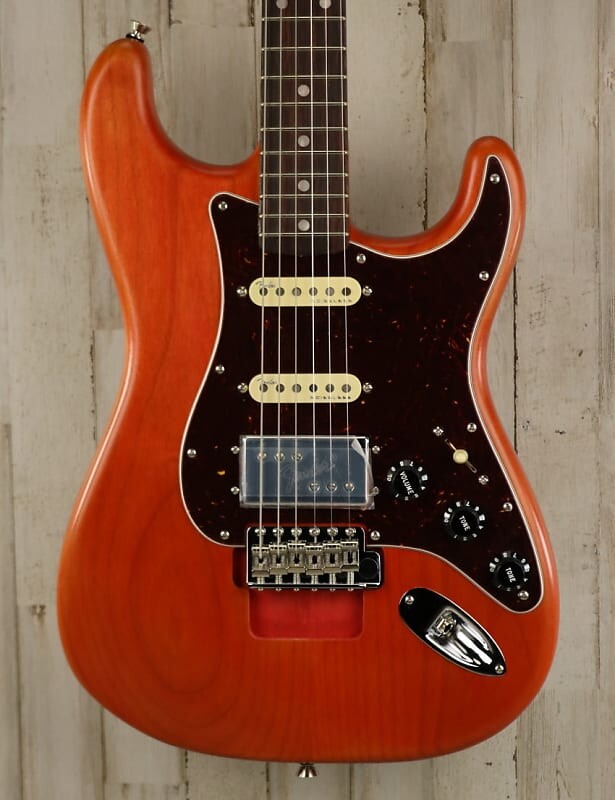 

Электрогитара DEMO Fender Michael Landau Coma Stratocaster - Coma Red