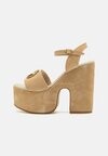 

Босоножки на высоком каблуке CLODY Guess, бежевый