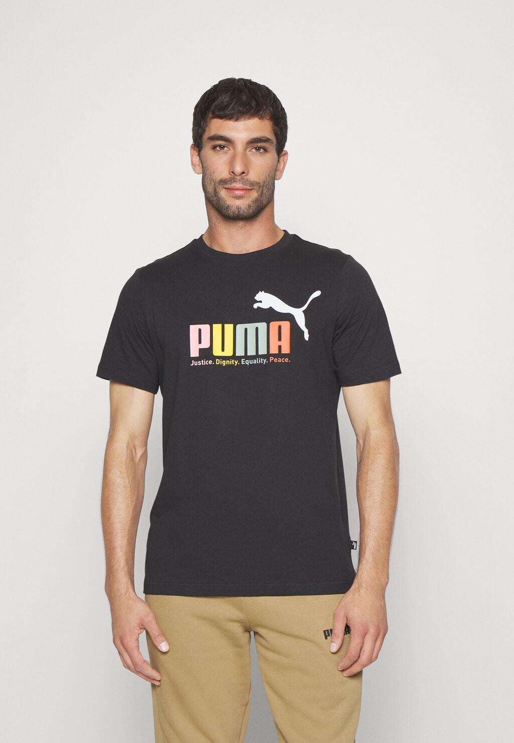 

Футболка с принтом ESS+ MULTICOLOR TEE Puma, черный