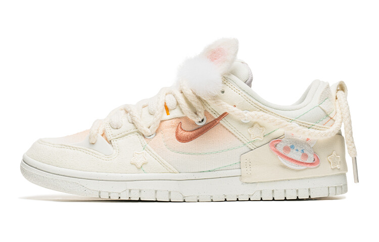 

Женские кроссовки для скейтбординга Nike Dunk