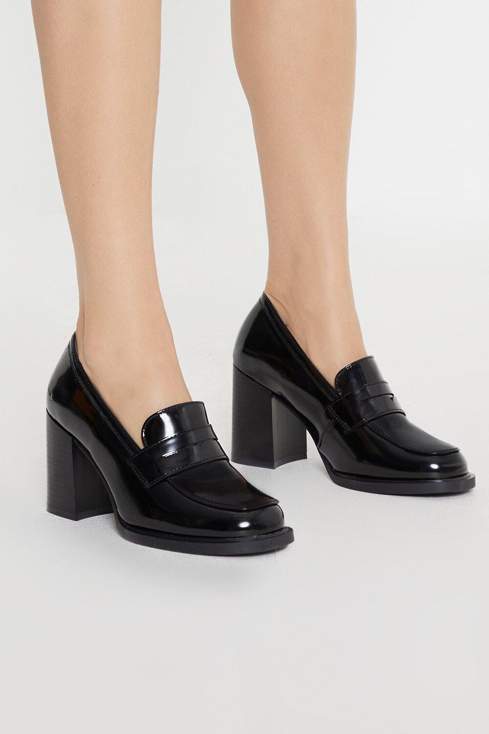 

Принципы: пенни-лоферы Lark на высоком каблуке и платформе Dorothy Perkins, черный