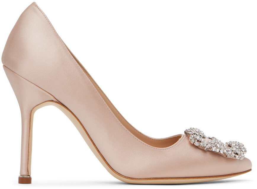 

Бело-белые туфли на каблуке Hangisi Manolo Blahnik