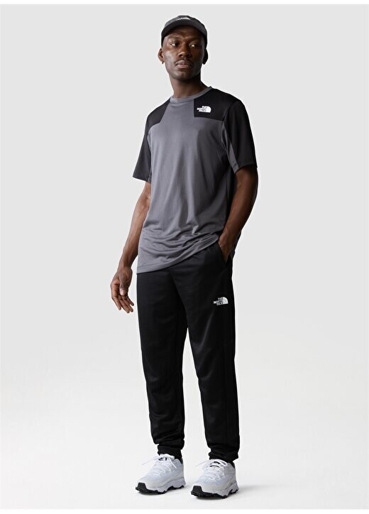 

Черные мужские спортивные штаны NF0A87JFJK31_M MA FLEECE JOGGER The North Face, черный