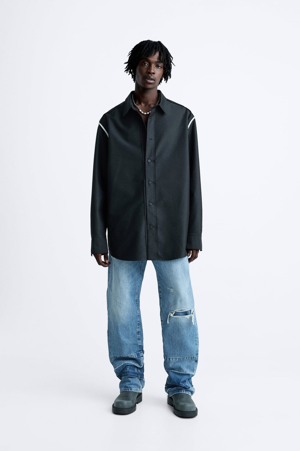 

Рубашка с контрастной отделкой ZARA, черный