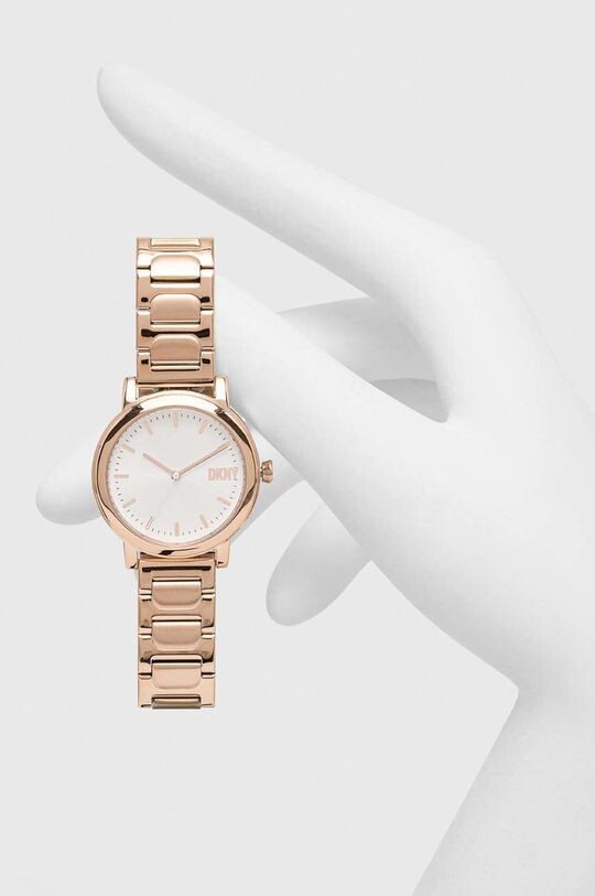 

Красивые часы DKNY, золотой