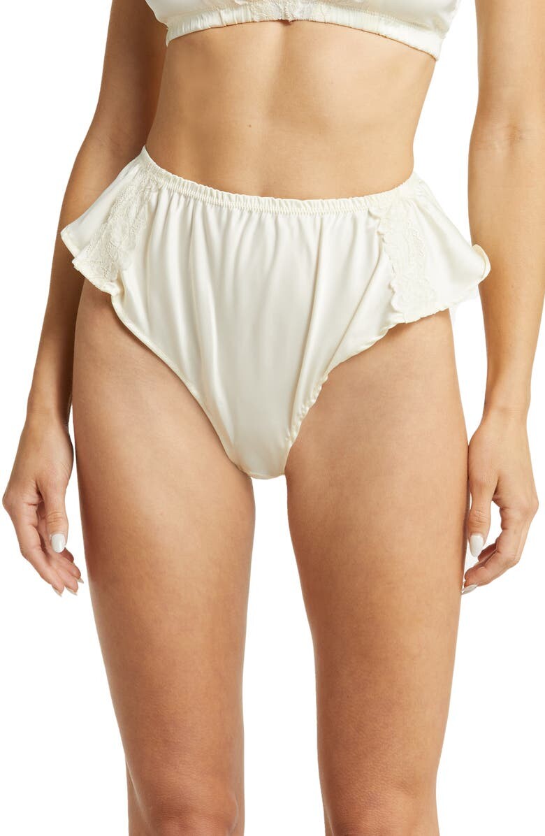 

Атласные трусики из шармеза Flutter KILO BRAVA