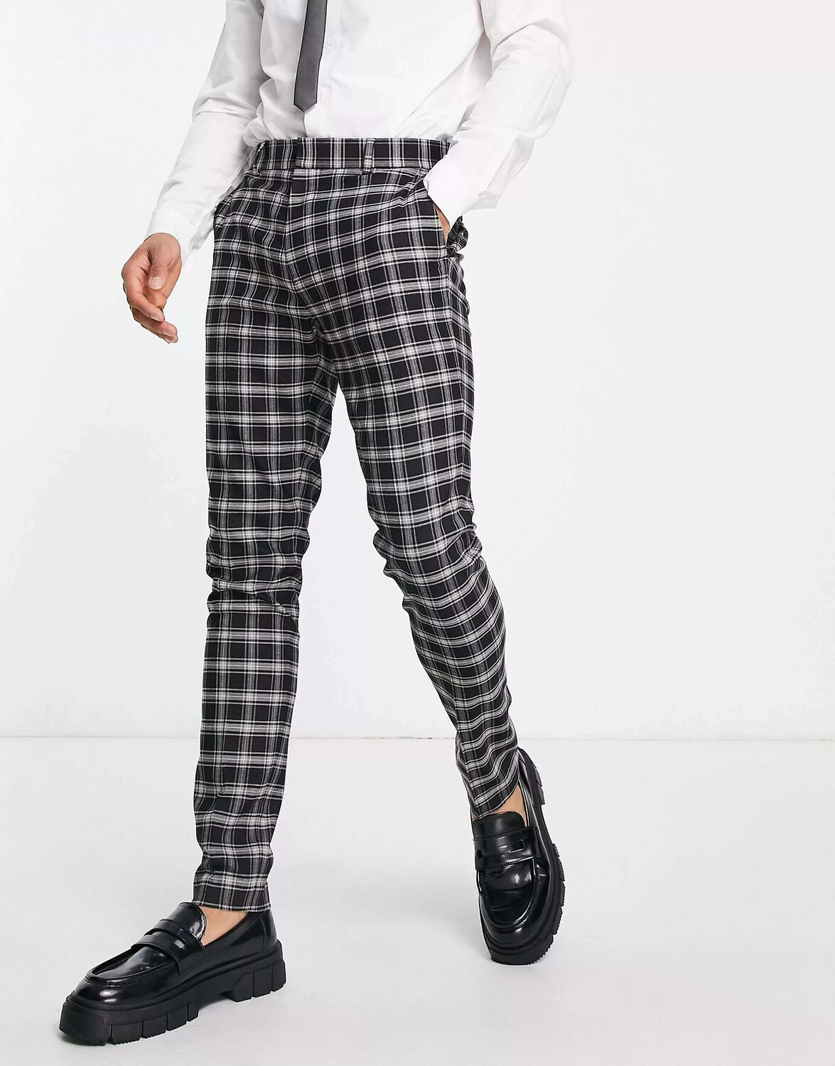 

Брюки-скинни в черно-бежевую клетку ASOS, Черный