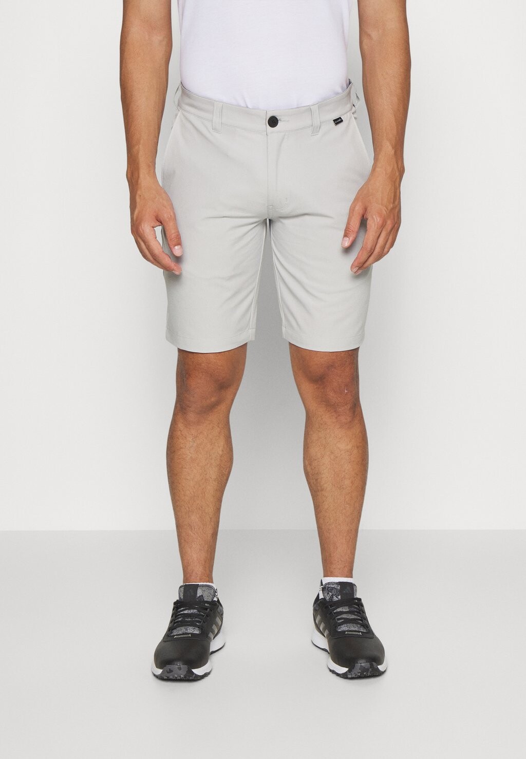 

Шорты TravisMathew