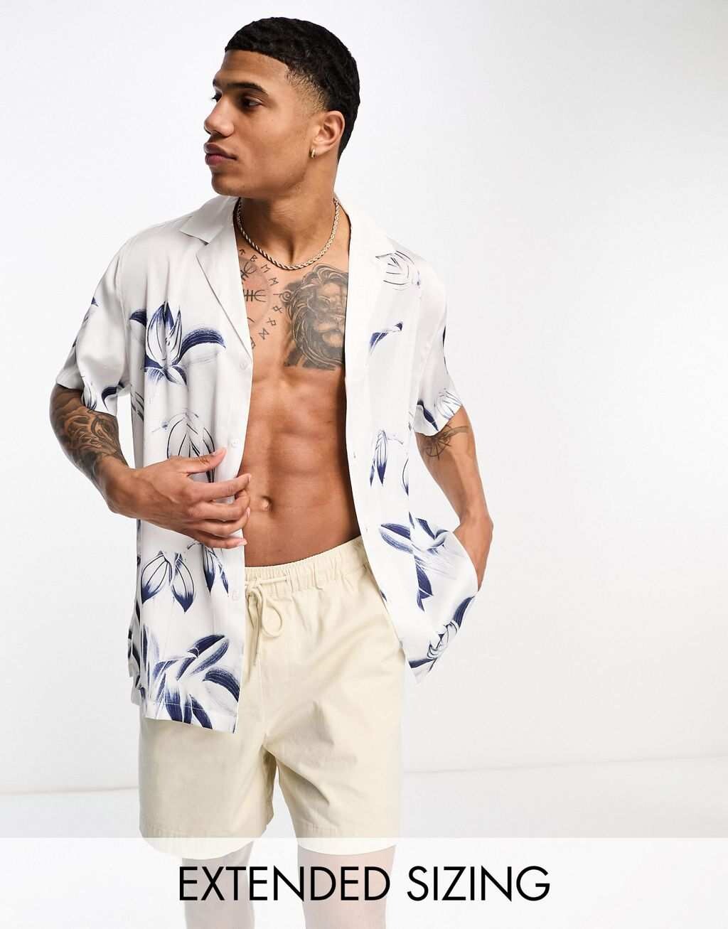 

Свободная атласная рубашка с цветочным принтом ASOS DESIGN