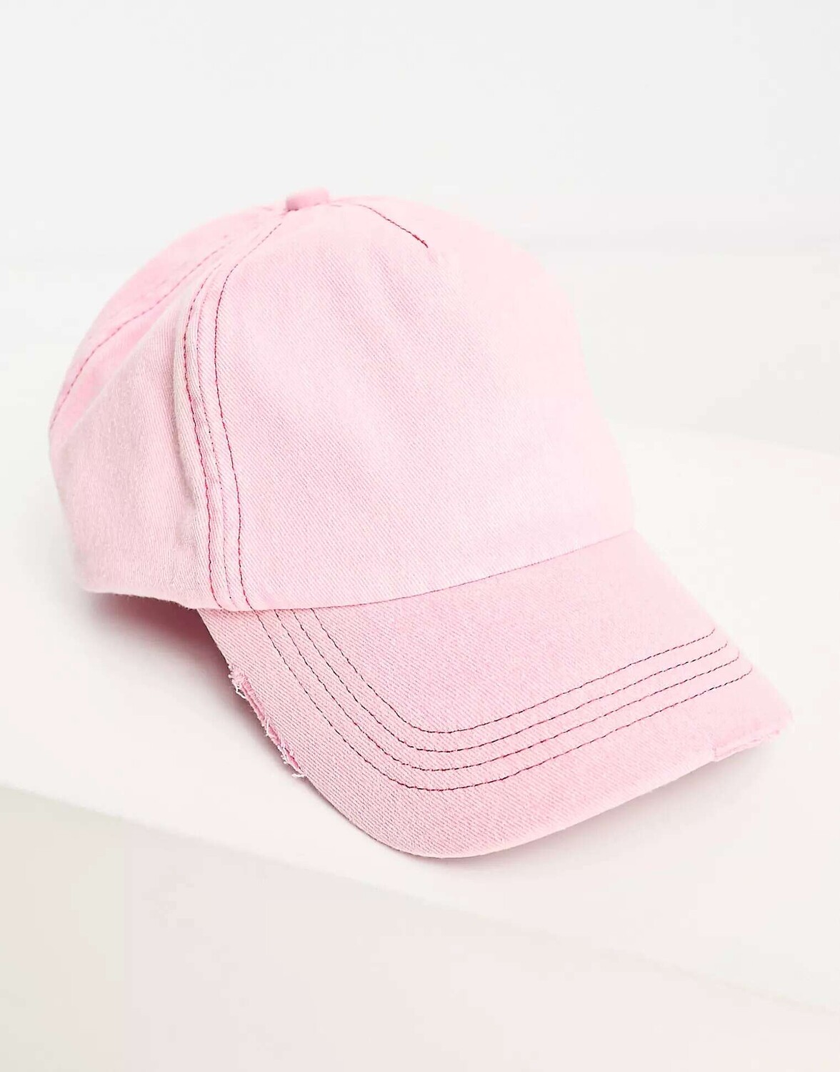 

Розовая бейсболка ASOS