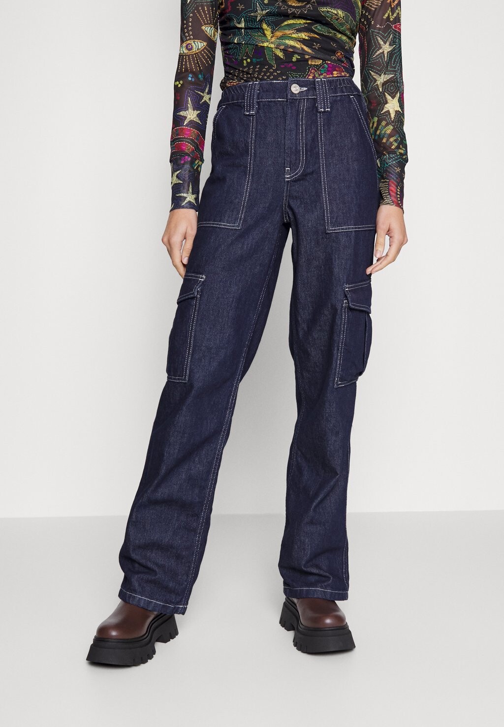 

Джинсы свободного кроя BDG Urban Outfitters, синий